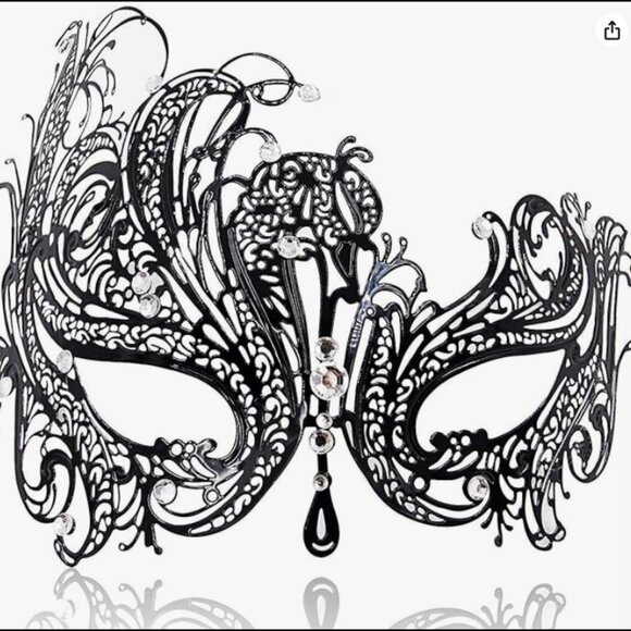 Venetian Black Lace Masquerade Mask - Picture 1 of 4